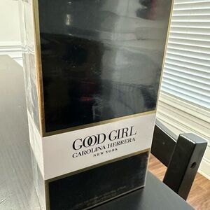 Good Girl Carolina Herrera 2.7oz